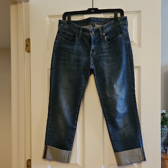 GAP Womens Crop Straight Jeans in Dark Blue - Picture 1 of 4